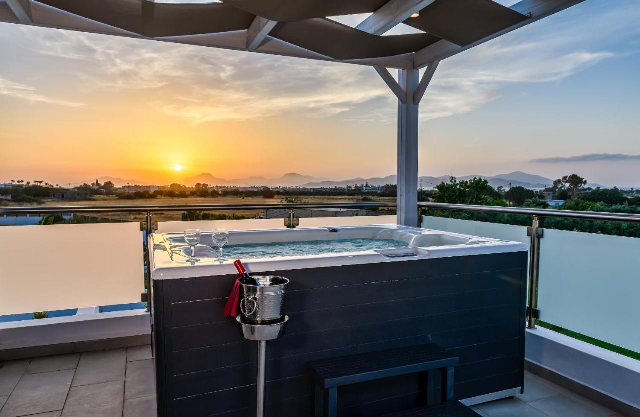Asteria Pearl Villa 2 With Rooftop Jacuzzi Tigaki Exteriör bild