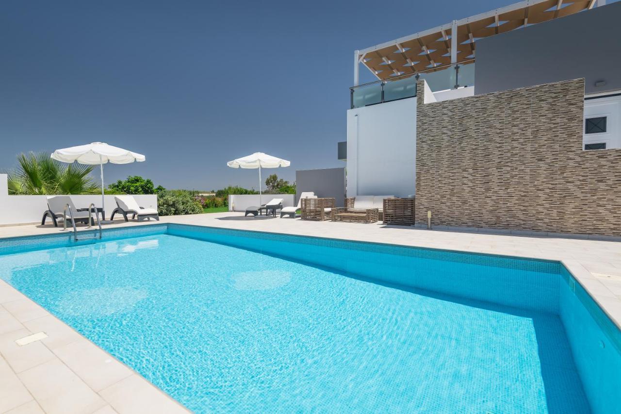 Asteria Pearl Villa 2 With Rooftop Jacuzzi Tigaki Exteriör bild