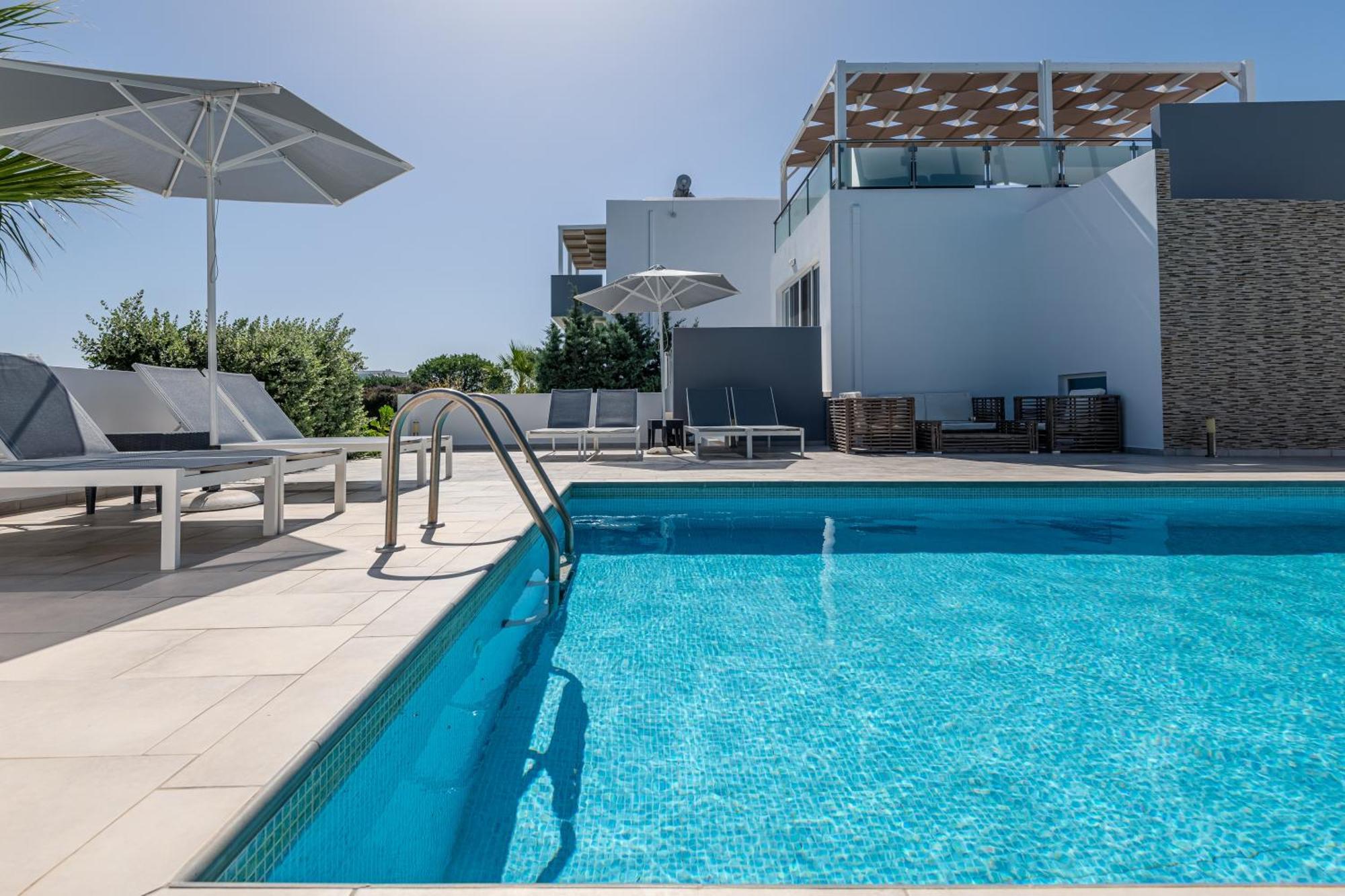 Asteria Pearl Villa 2 With Rooftop Jacuzzi Tigaki Exteriör bild