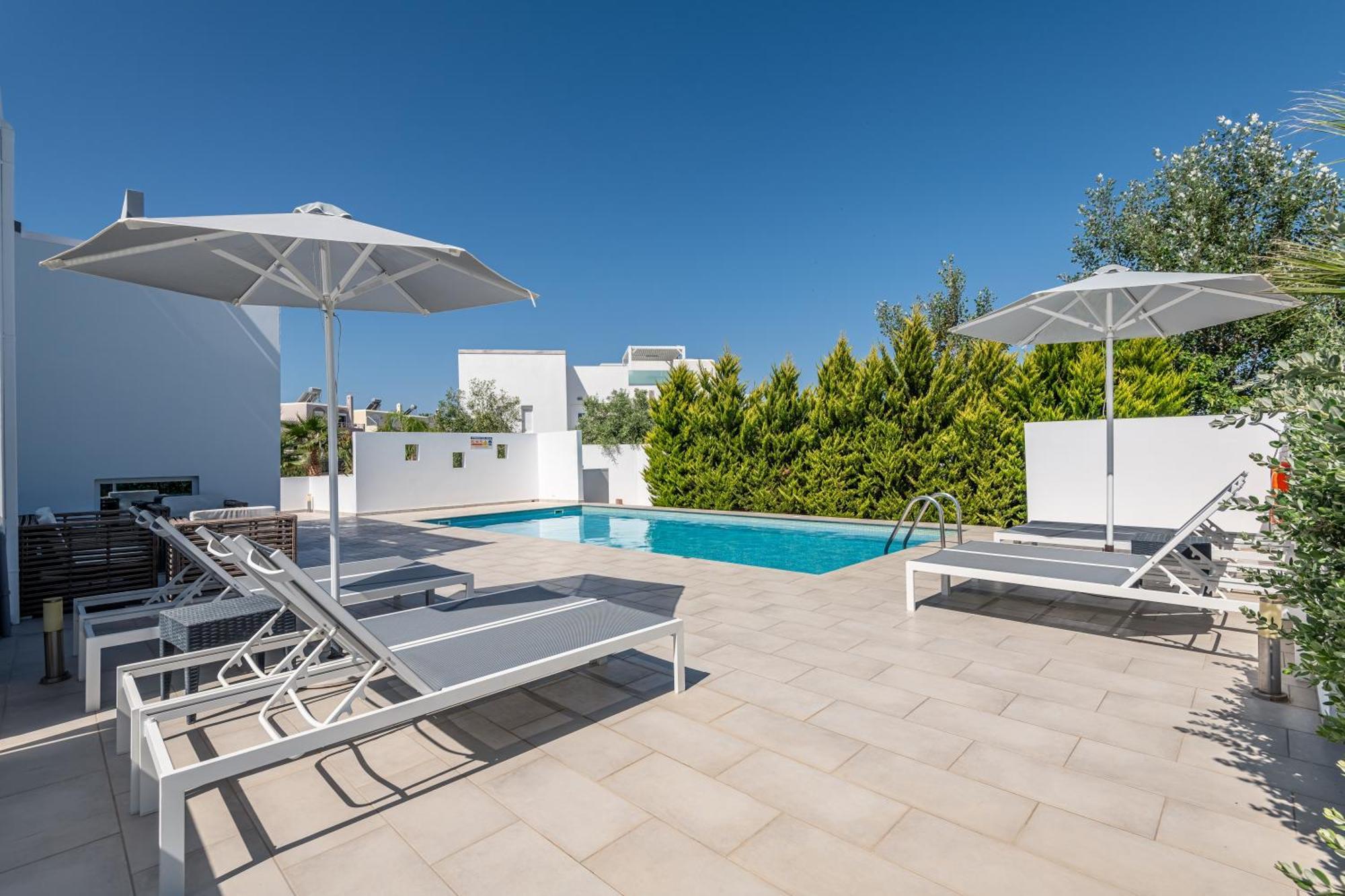 Asteria Pearl Villa 2 With Rooftop Jacuzzi Tigaki Exteriör bild